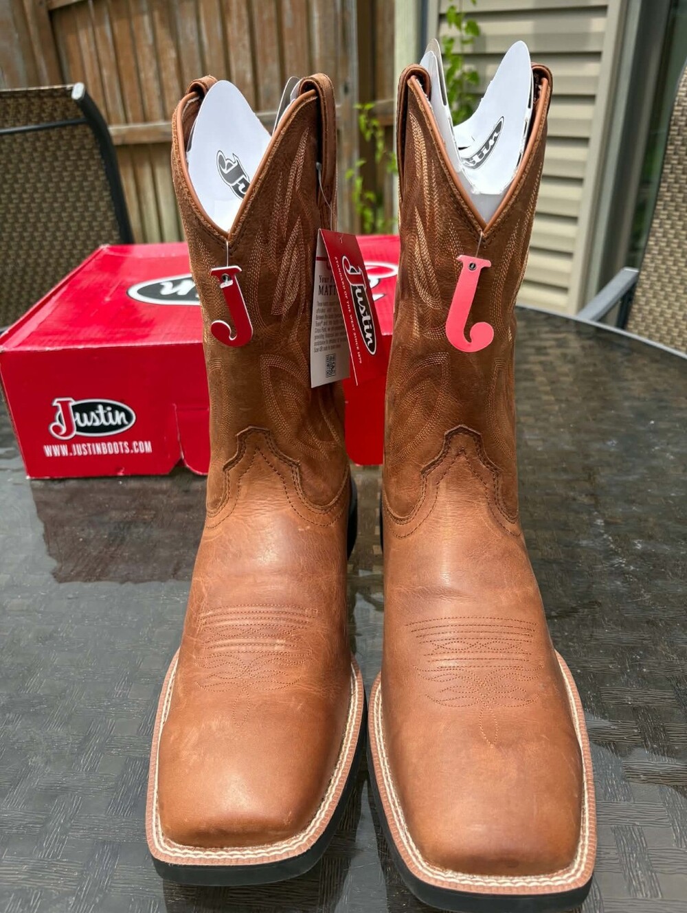 Justin Mens Brown Leather Cowboy Boots - Size 14 - Picture 3 of 5